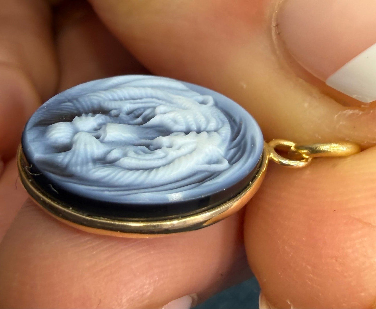 14k Gold Cameo Pendant Siberian White Tiger. Carved Agate *Video*