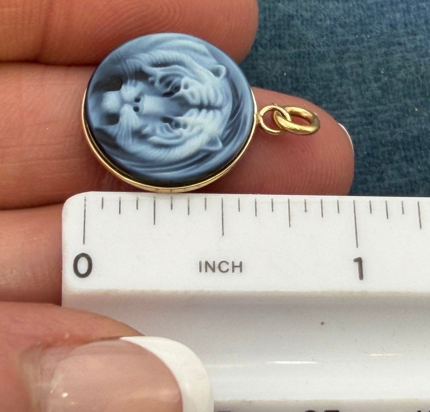 14k Gold Cameo Pendant Siberian White Tiger. Carved Agate *Video*
