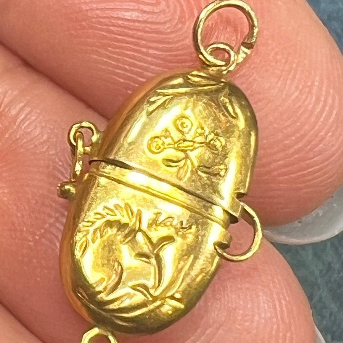 14k Gold Capsule Pillbox Locket Pendant. Tiny Mementos!