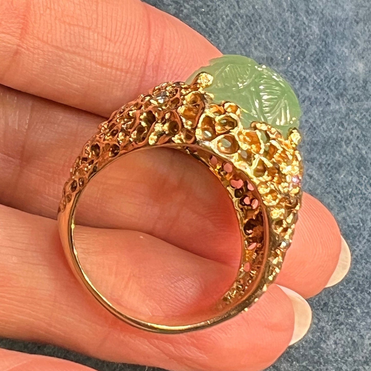 14k Gold Carved Emerald Ring w Diamonds. 1" + 20g *Video*