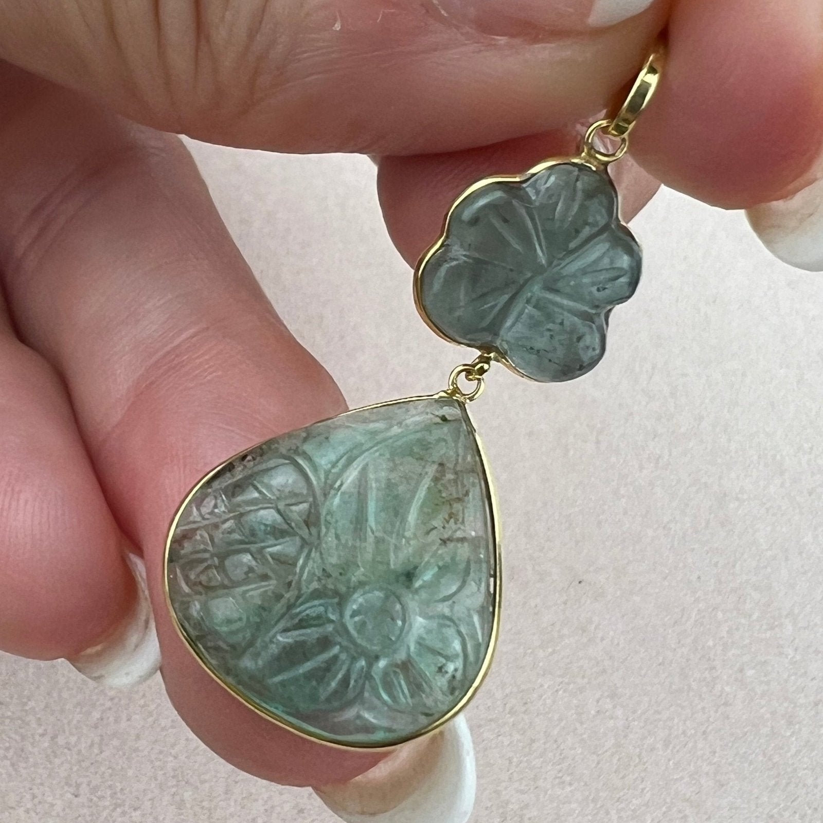 14k Gold Carved Emerald Teardrop Pendant *Video*