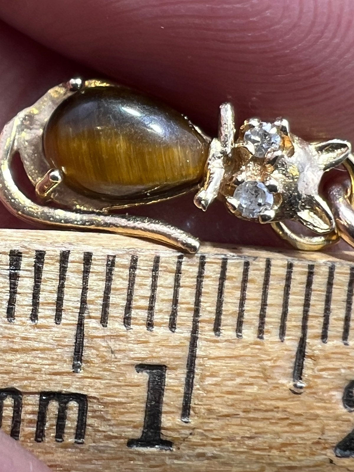 14k Gold Cat Pendant w Tigers Eye Jelly Belly + Diamond Eyes. 3/4"