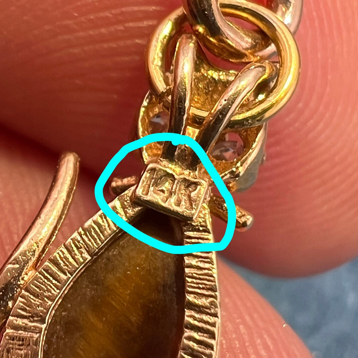 14k Gold Cat Pendant w Tigers Eye Jelly Belly + Diamond Eyes. 3/4"