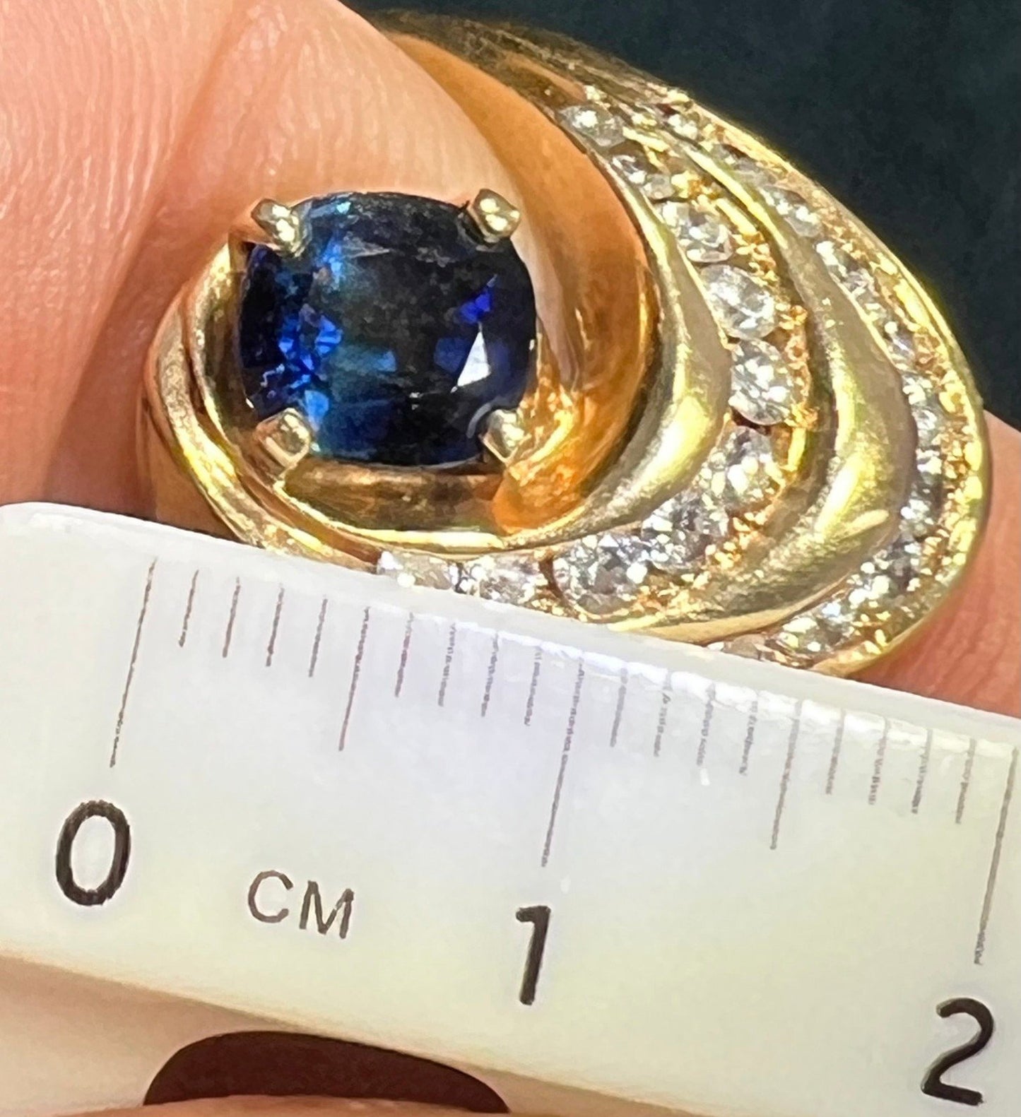 14k Gold Ceylon Blue Sapphire Ring w Diamonds. Ocean Wave *Video*