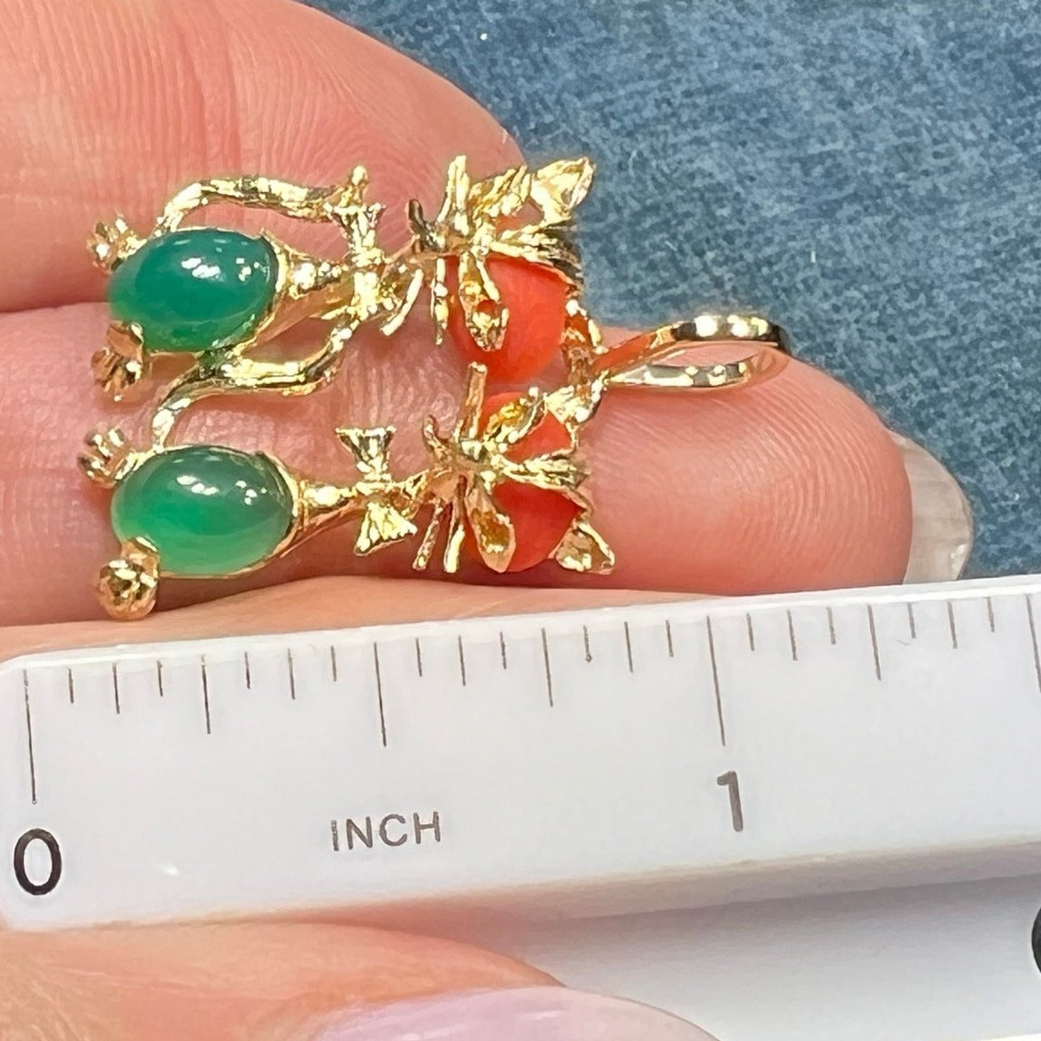 14k Gold Chrysoprase Coral Kitty Cat Friends Sisters Pendant. Jelly Belly!