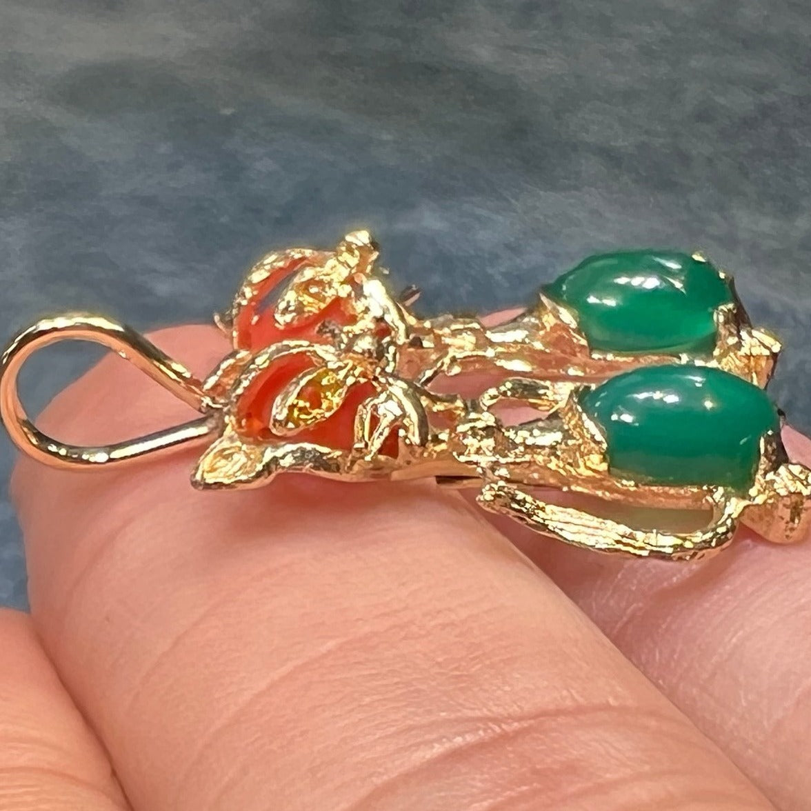 14k Gold Chrysoprase Coral Kitty Cat Friends Sisters Pendant. Jelly Belly!