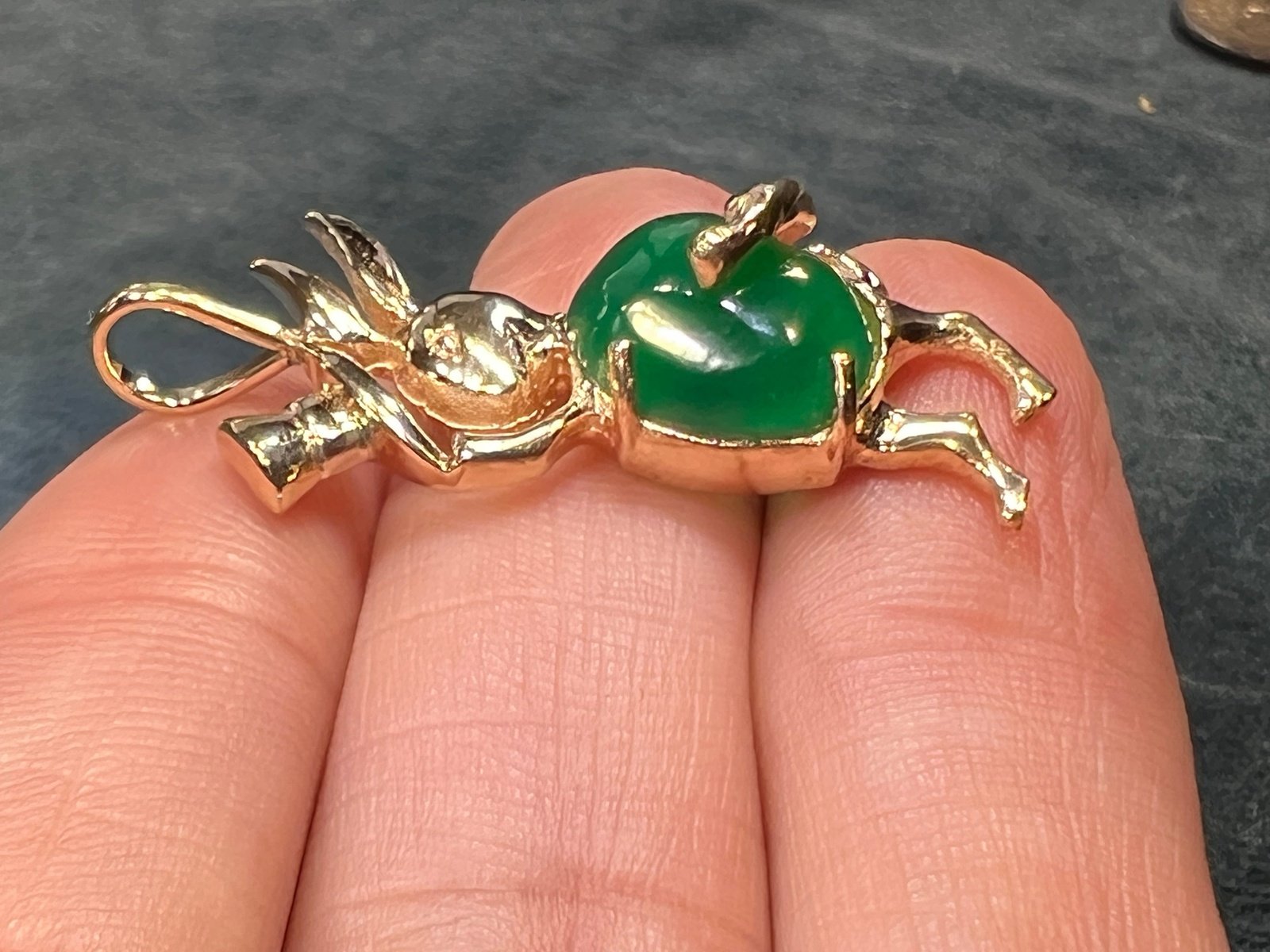 14k Gold Chrysoprase Mr. Bunny in Tophat Pendant. Jelly Belly! *Video*