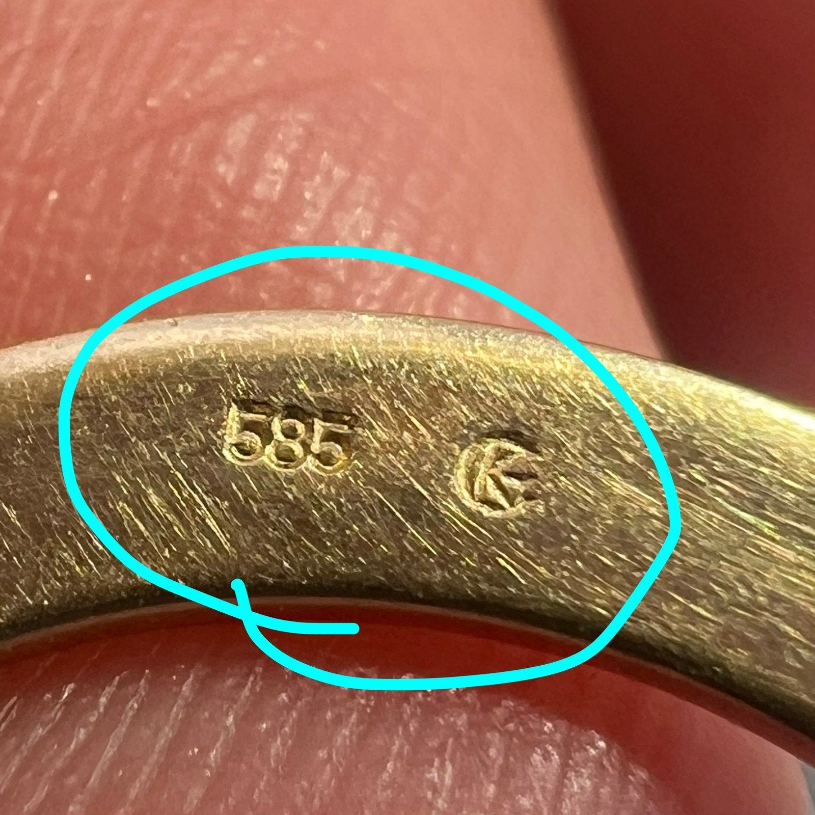 14k Gold Circle Pendant on Silver Chain Necklace. Designer. 33g