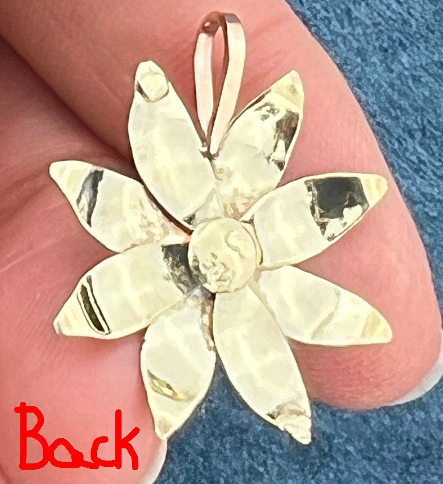 14k Gold Daisy Flower Pendant w Interchangeable Gemstones. 1.2"