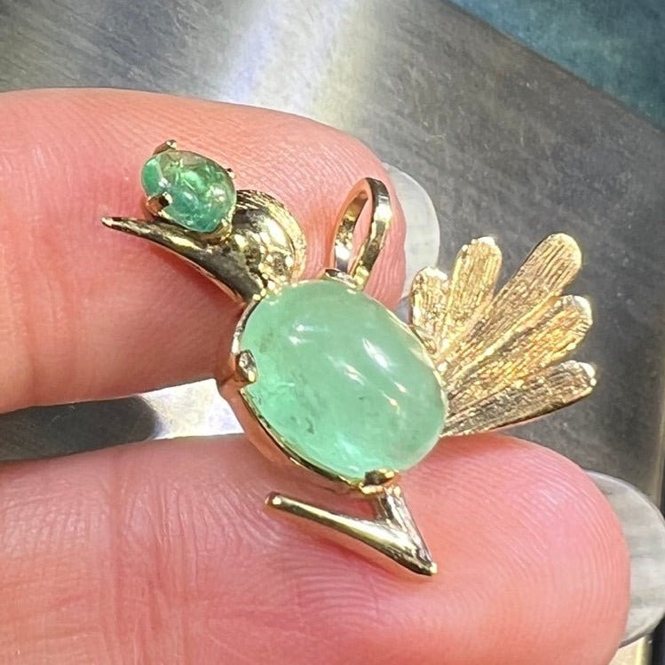 14k Gold Emerald Cabochon Jelly Belly BIRD Pendant. Antique *Video*