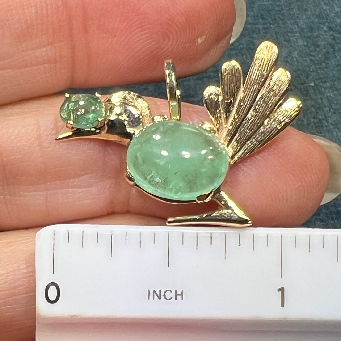 14k Gold Emerald Cabochon Jelly Belly BIRD Pendant. Antique *Video*