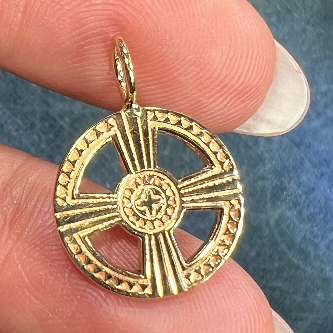 14k Gold Encircled Sunburst Cross Pendant. Famous US Designer