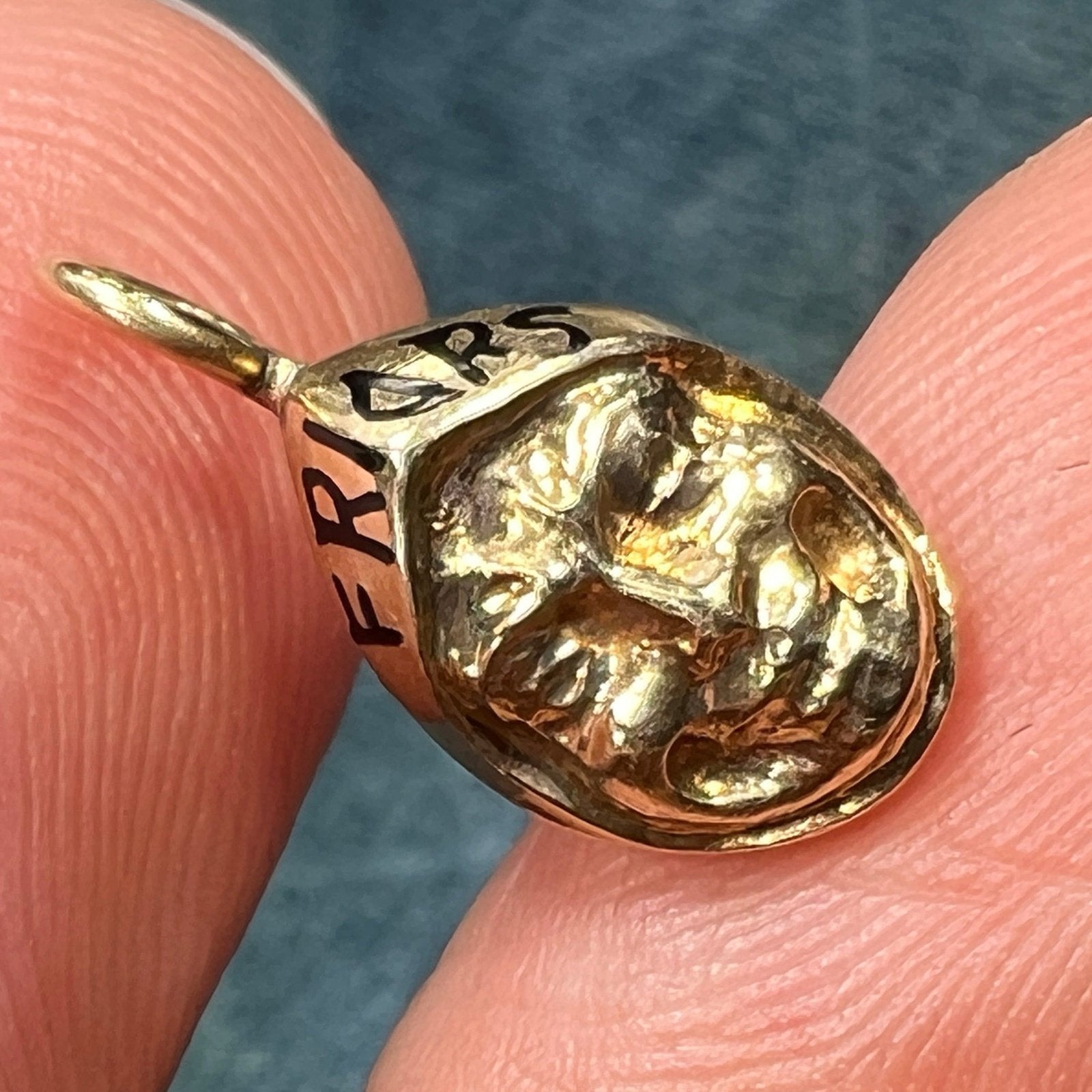 14k Gold FRIARS Celebrity Comedians Club NYC Pendant. Rare!