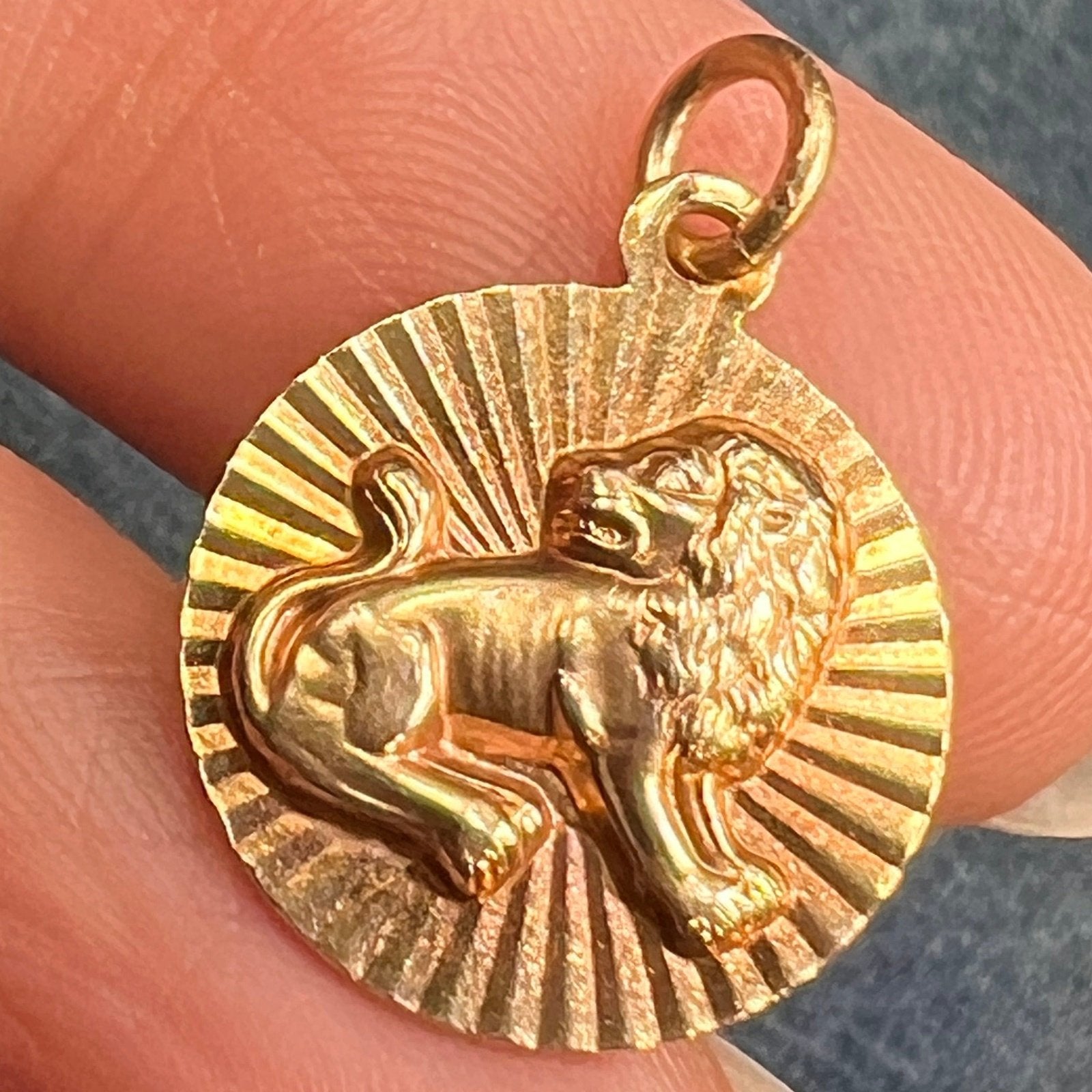 14k Gold Fierce Lion MCM Modern Sunburst Disc Pendant. Leo