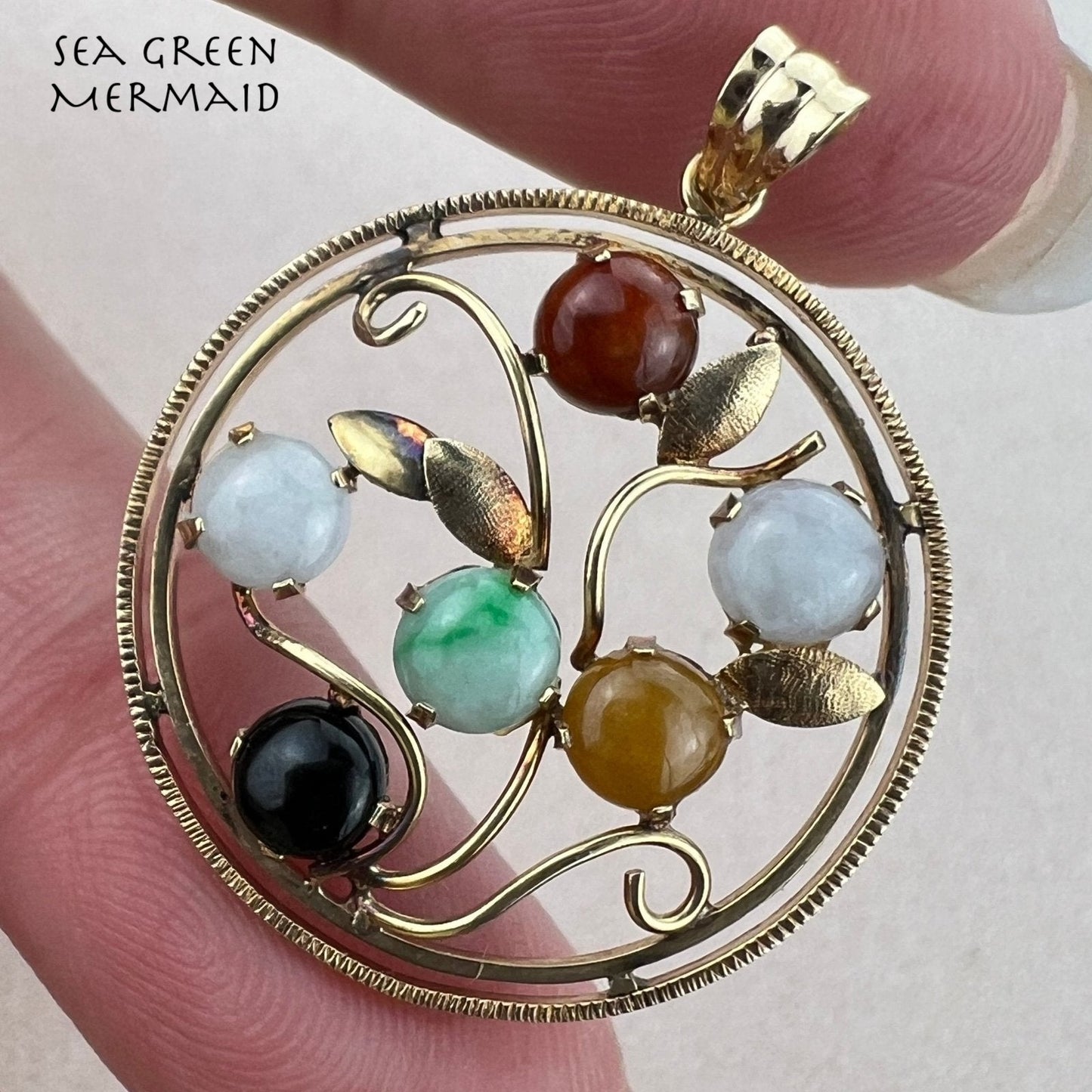 14k Gold Filigree Circle Pendant w Multi-Color Jade. 1.2" + 4g