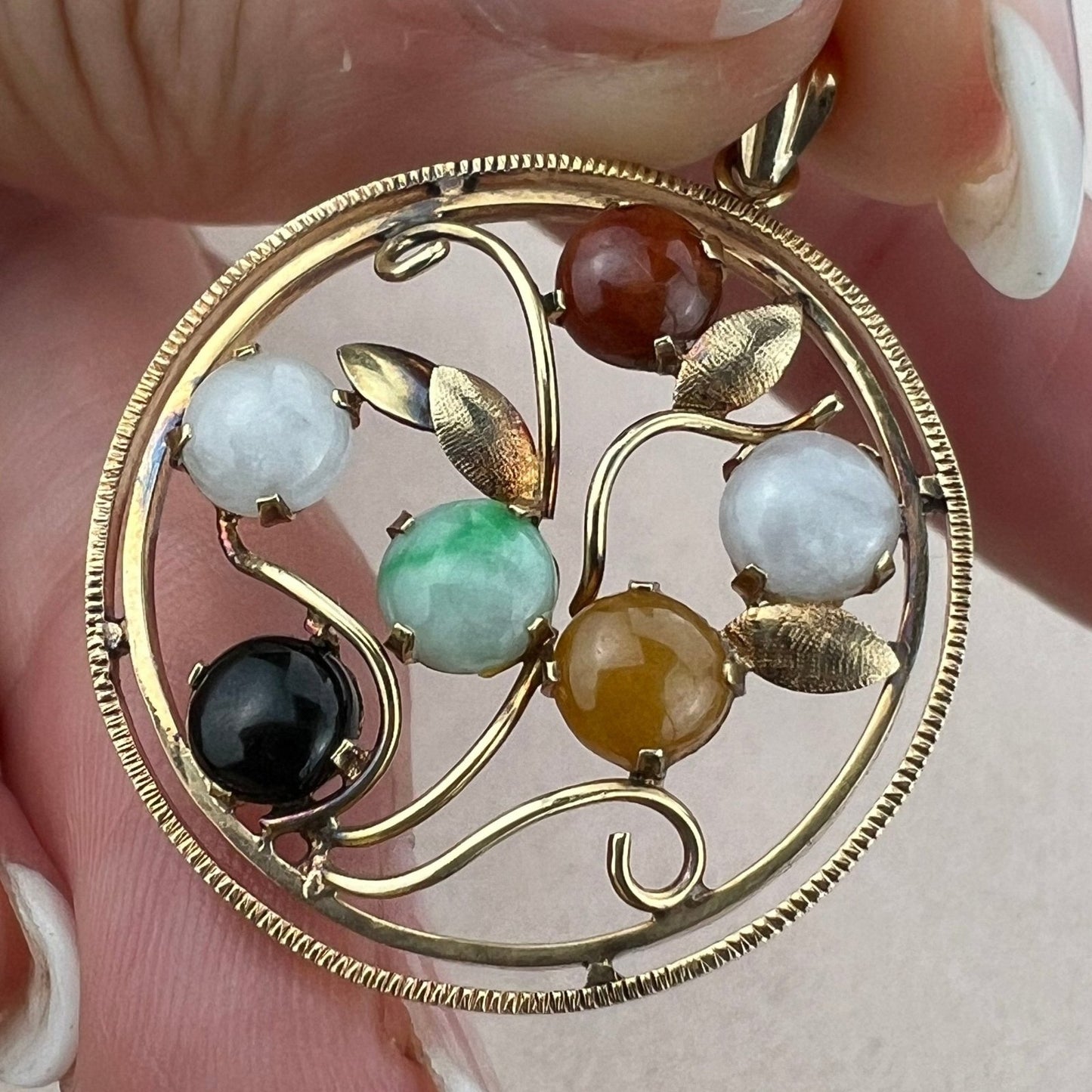 14k Gold Filigree Circle Pendant w Multi-Color Jade. 1.2" + 4g