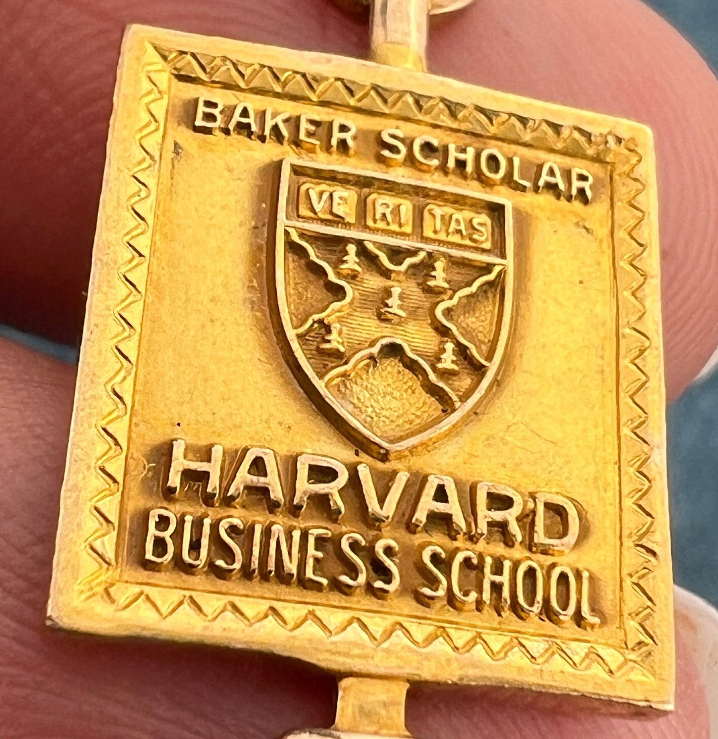 14k Gold HARVARD University Scholar Insignia Class Key Pendant