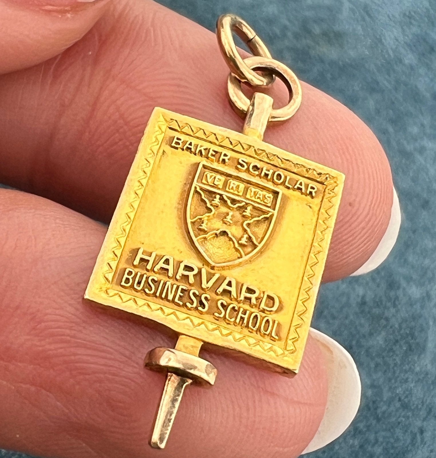 14k Gold HARVARD University Scholar Insignia Class Key Pendant