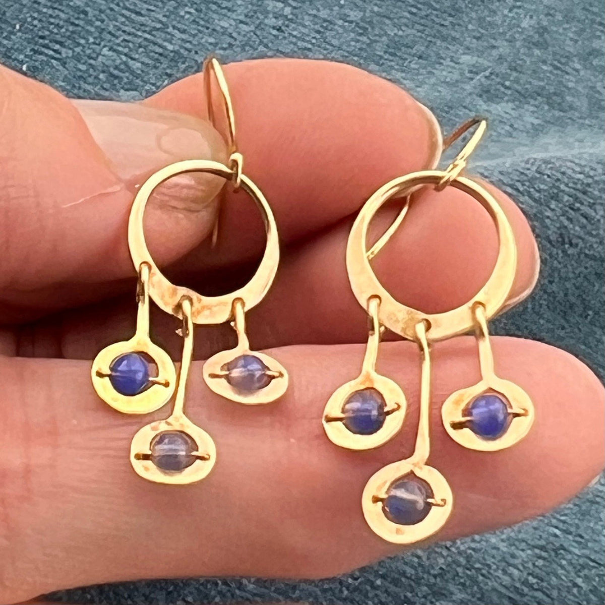 14k Gold Hammered Circle Chandelier Earrings w Tanzanite Dangles