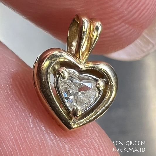 14k Gold Heart-Shaped Diamond in Frame Pendant. Classic