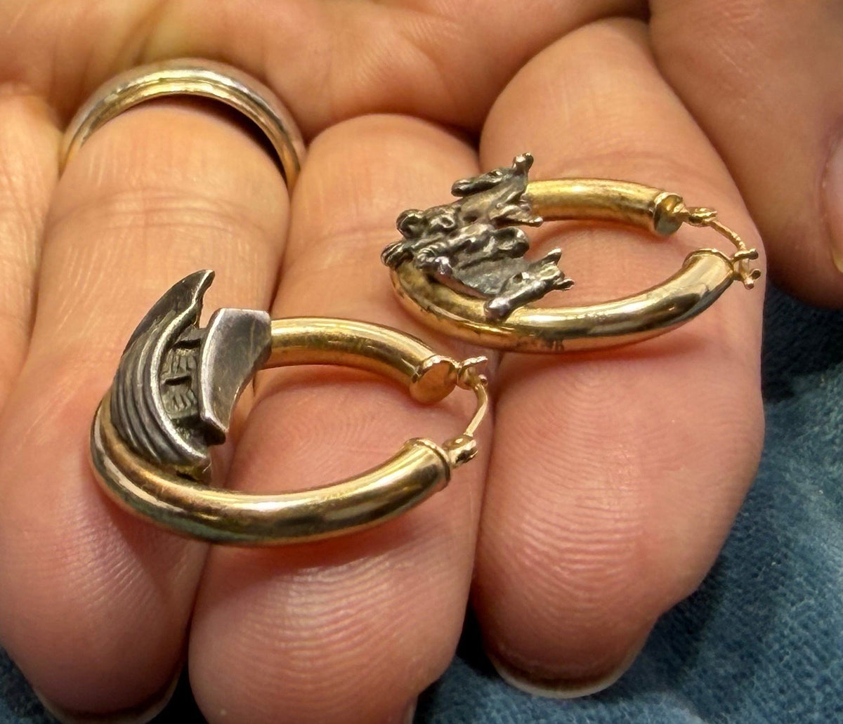 14k Gold Hoop Earrings w Silver Noah's Ark + Animals