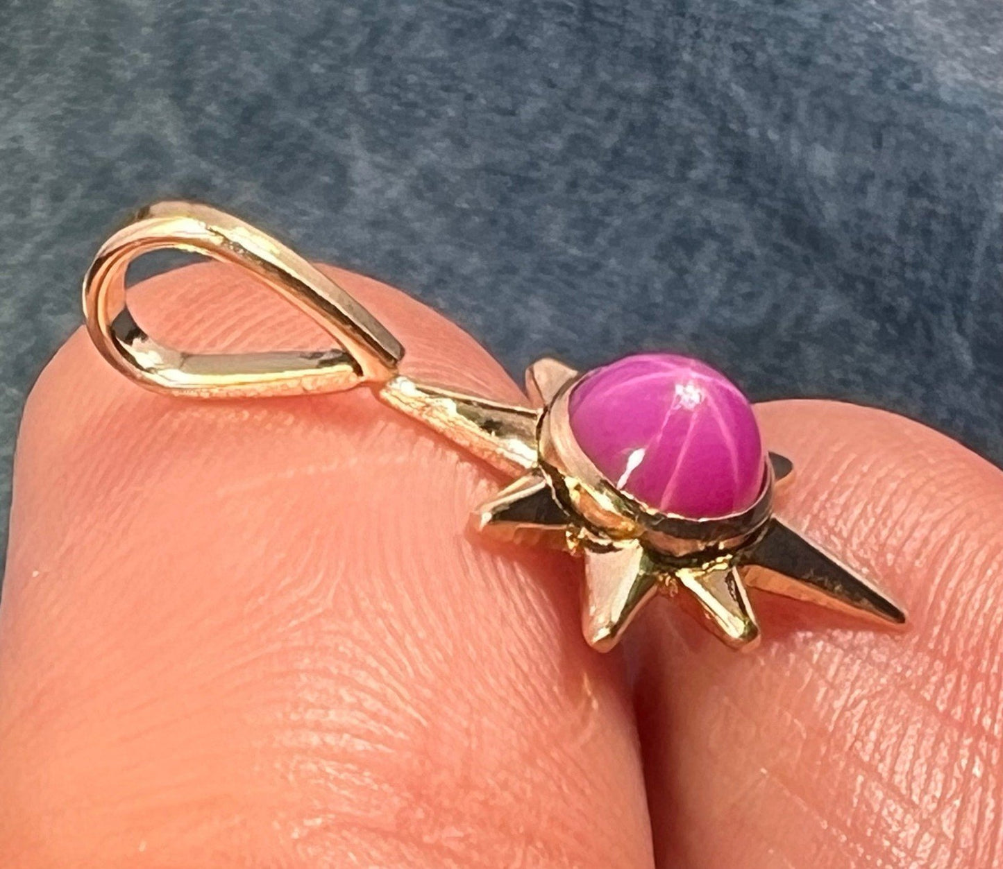 14k Gold Hot Pink Lindy Star Ruby North Star Pendant. 3/4" *Video*