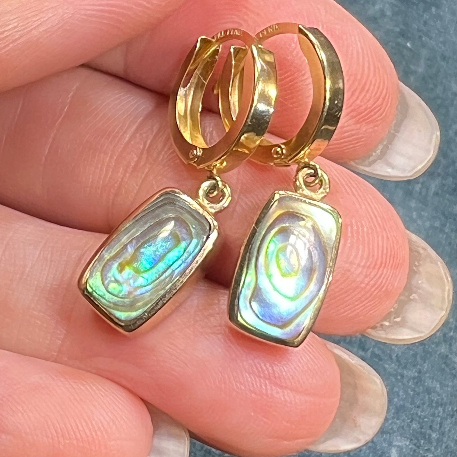 14k Gold Huggies Hoop Earrings w Dangling Paua Shells in 10k *Video*