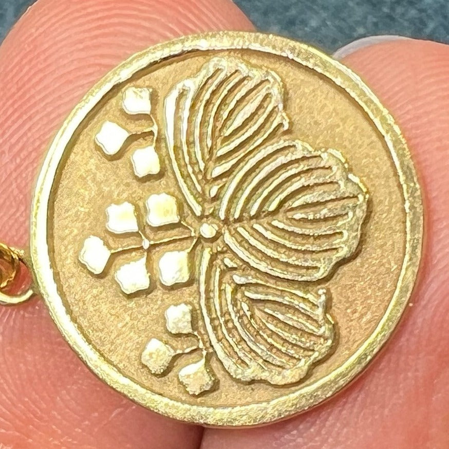 14k Gold Japanese National Seal Kamon "Paulownia" Flower Pendant