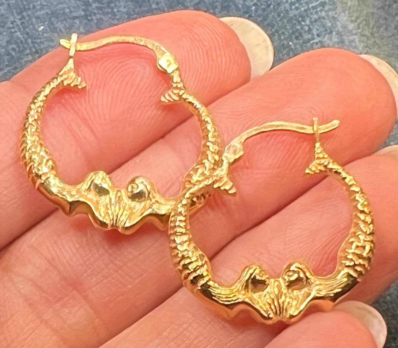 14k Gold MERMAID Sisters Art Deco Earrings. 0.9" Medium Hoops