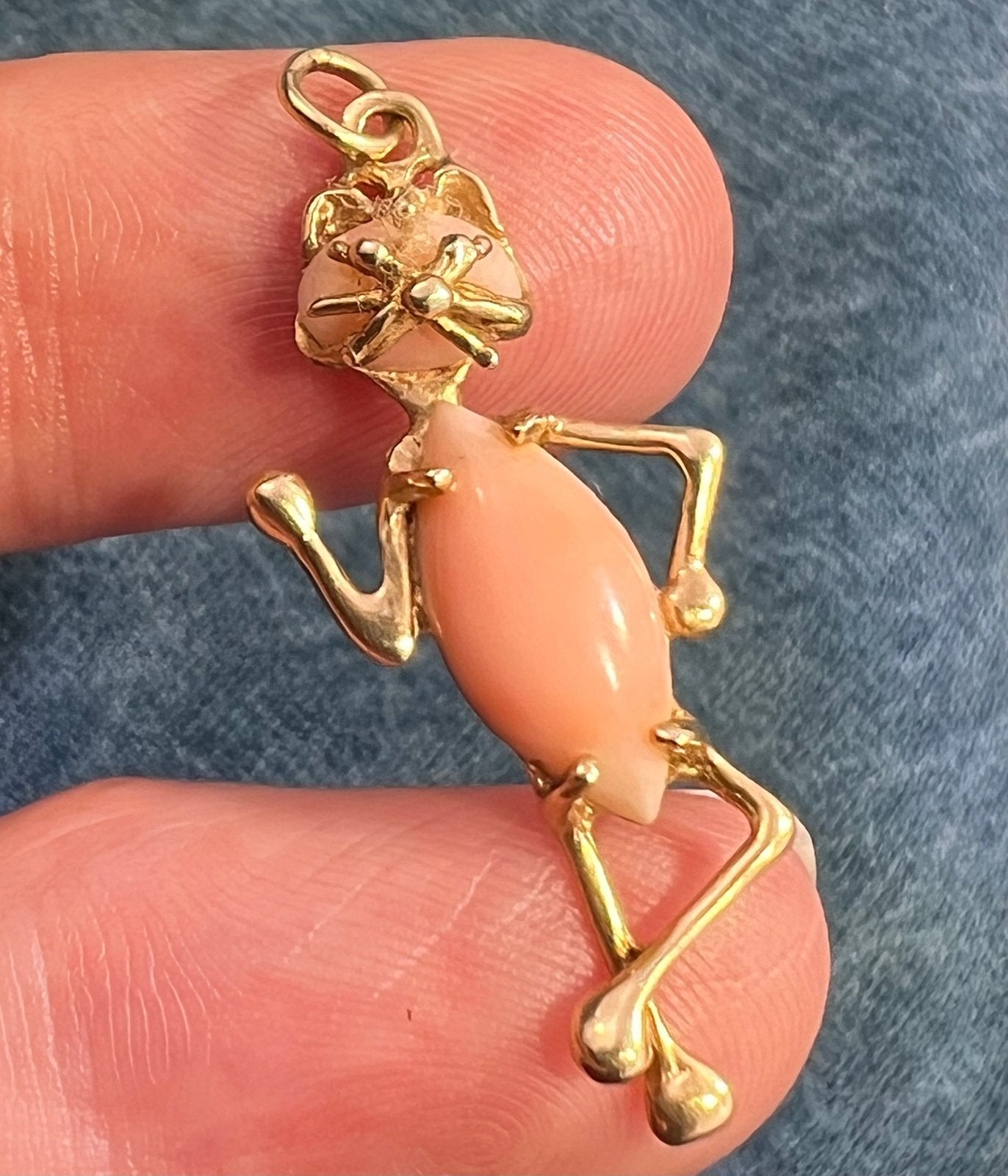 14k Gold Mr. Sassy Cat Pendant w Peach Coral Jelly Belly! 1.4"