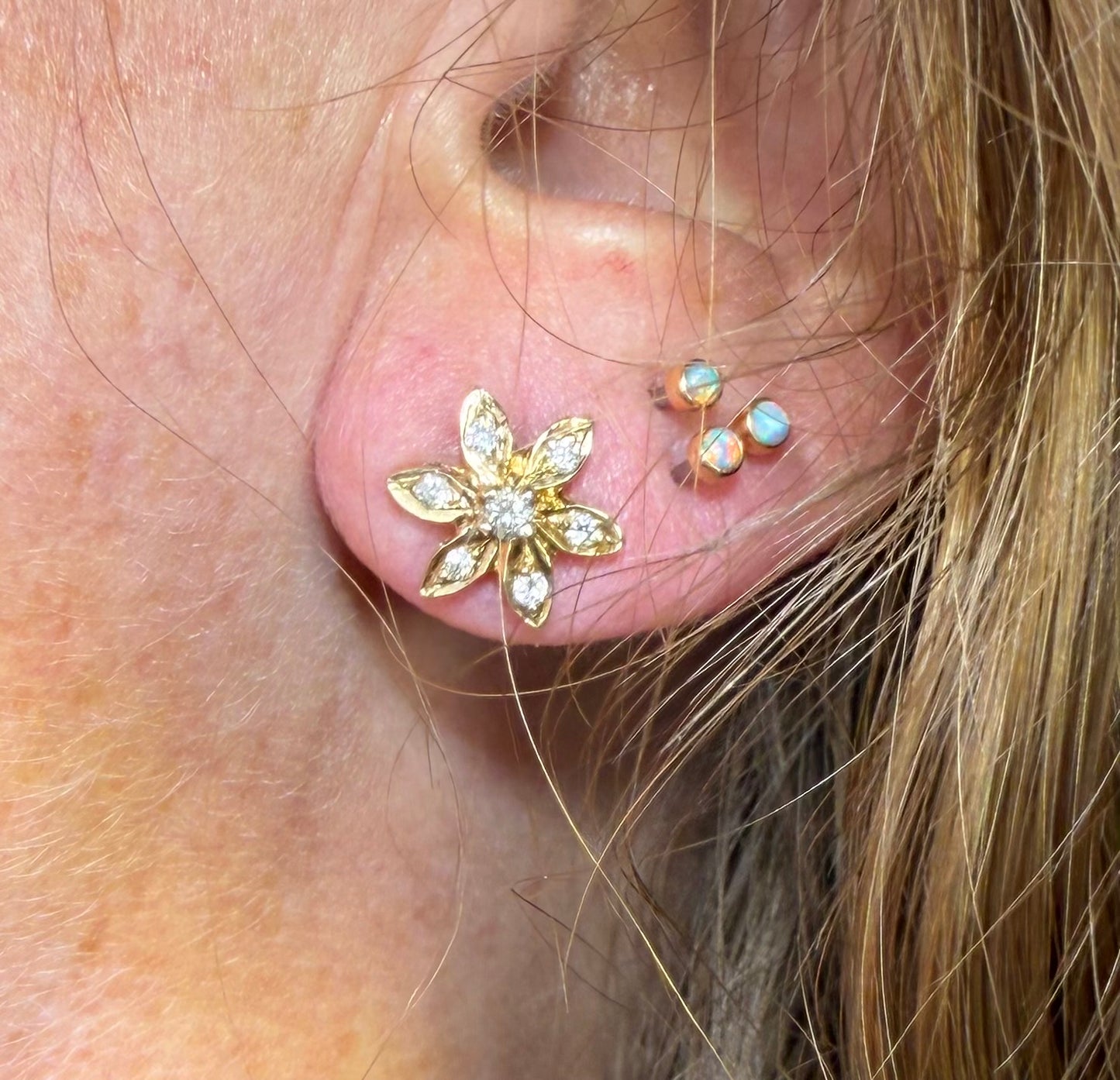 14k Gold Natural Diamond Daisy Sunflower Earrings *Video*
