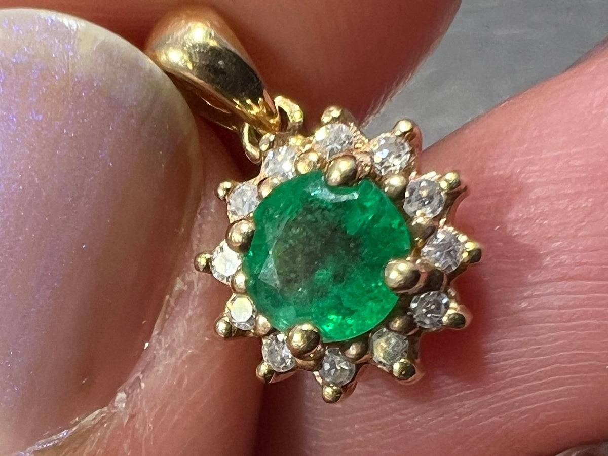14k Gold Natural Emerald & Diamond Halo Pendant. 1/2" *Video*