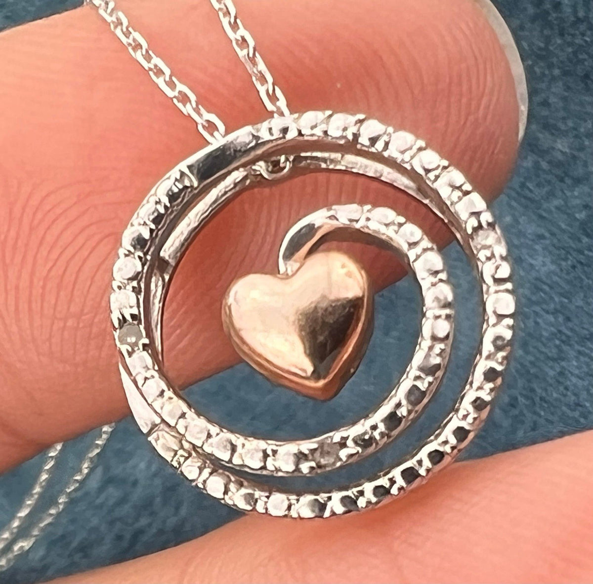 14k Gold Ocean Wave Circle Pendant w Dangling Teardrop Diamond