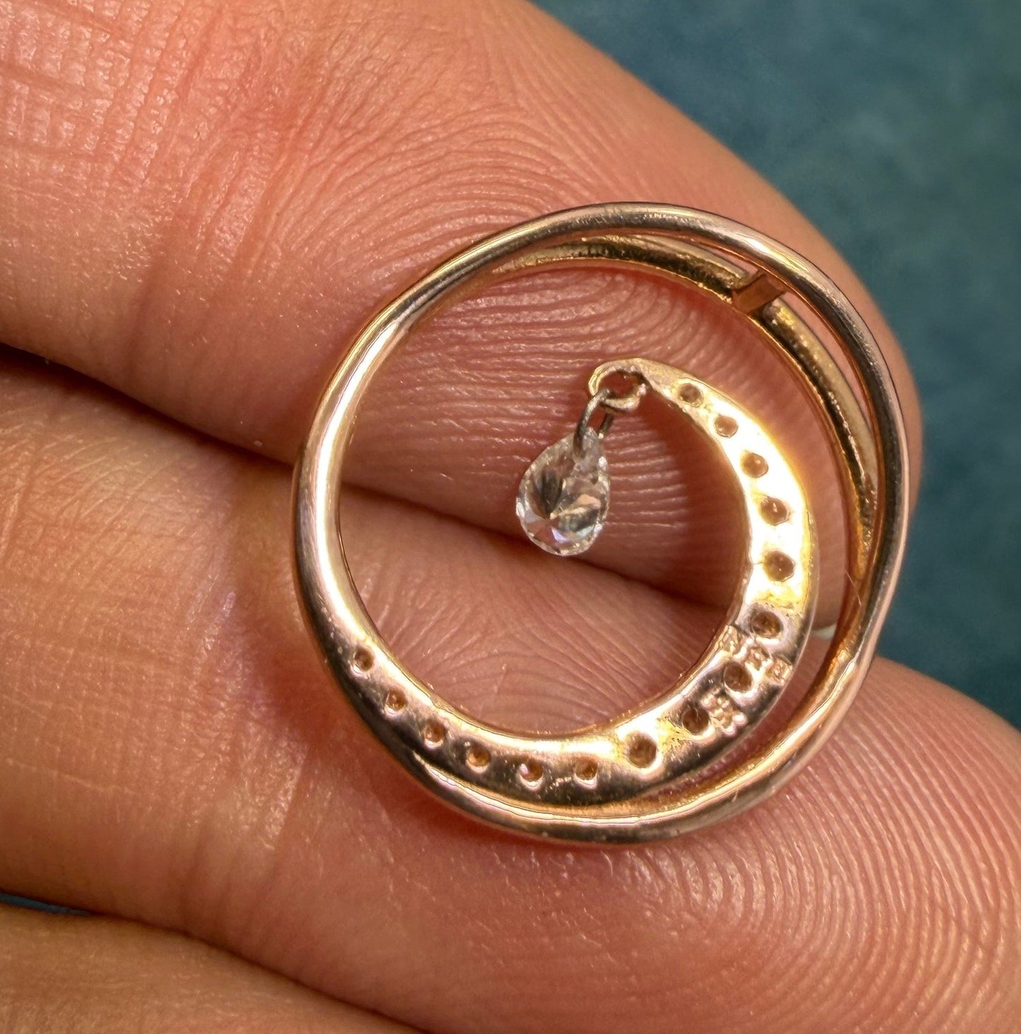 14k Gold Ocean Wave Circle Pendant w Dangling Teardrop Diamond