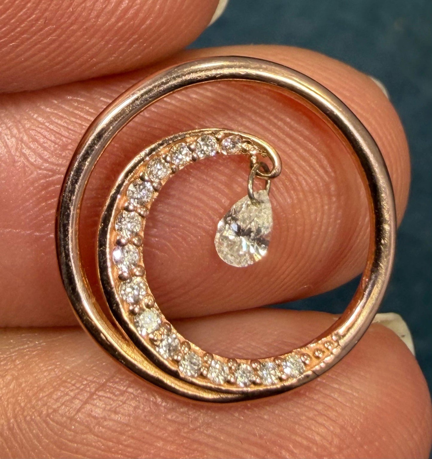 14k Gold Ocean Wave Circle Pendant w Dangling Teardrop Diamond