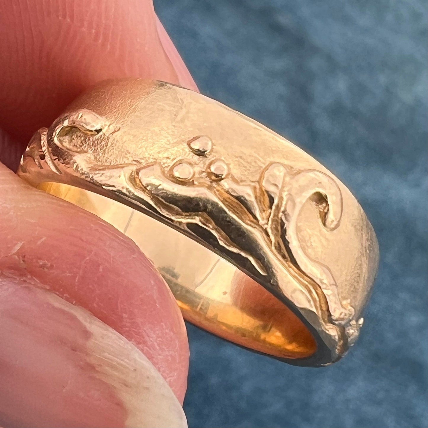 14k Gold Ocean Waves Eternity Wedding Band. Wide Ring *Video*