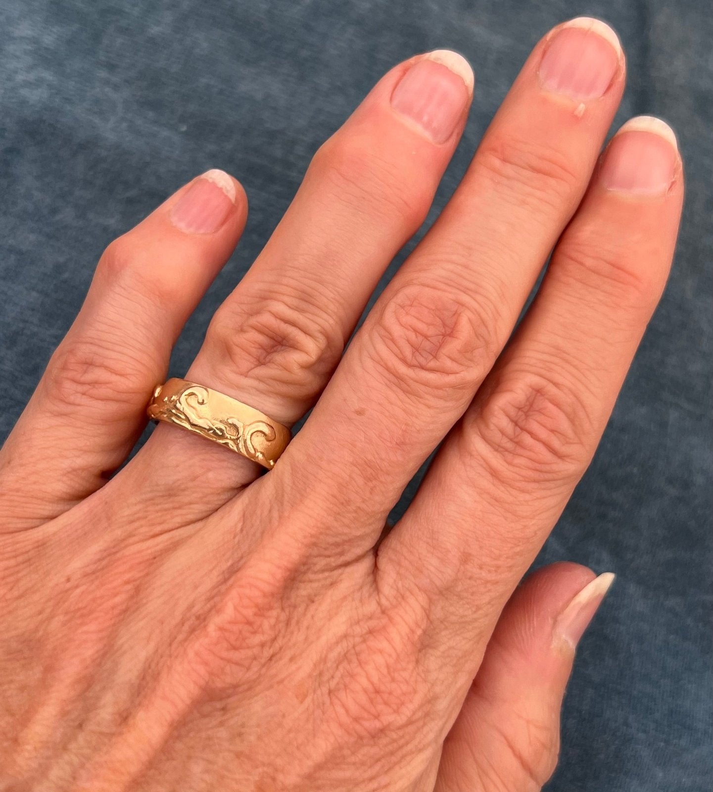 14k Gold Ocean Waves Eternity Wedding Band. Wide Ring *Video*