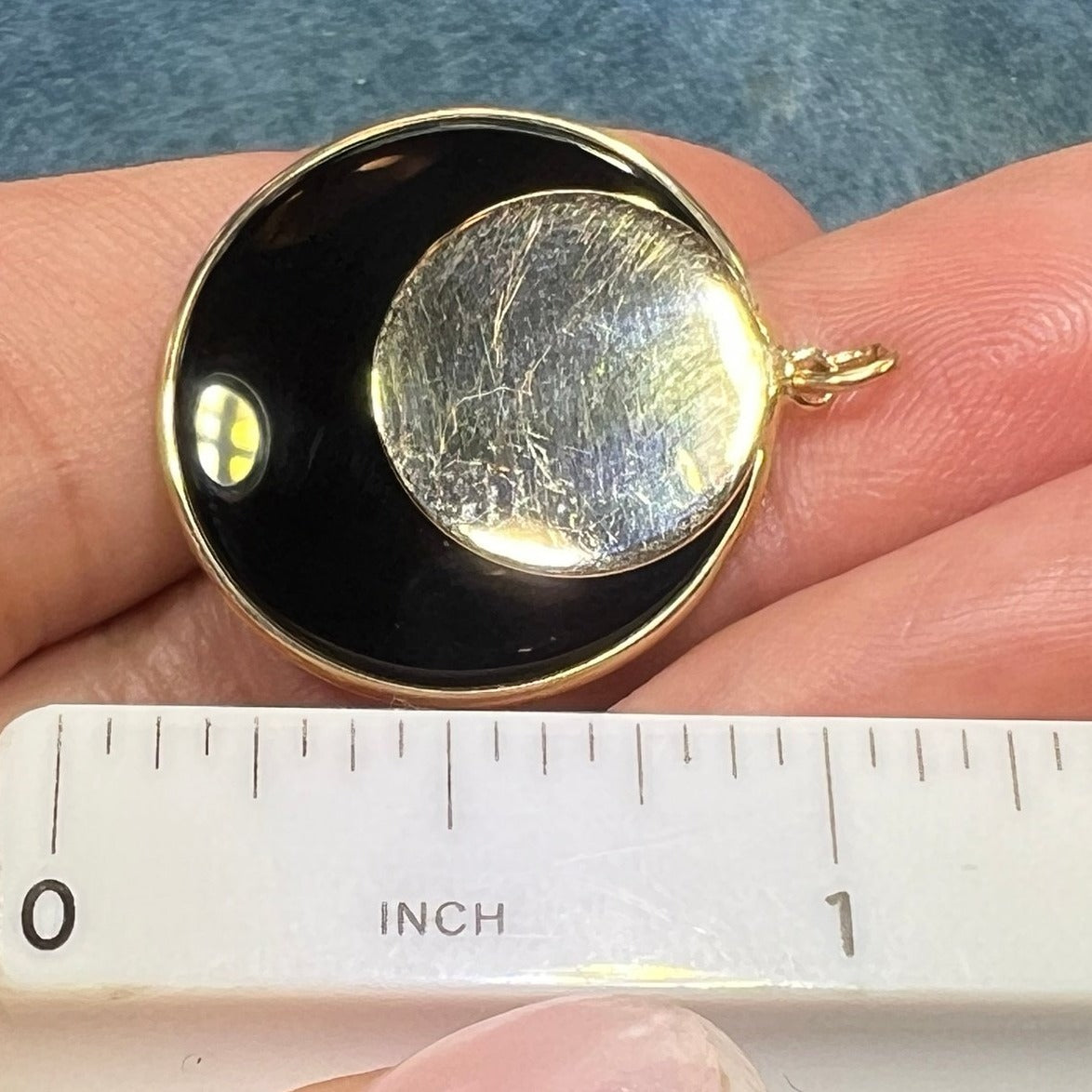 14k Gold Onyx Full Moon Lunar Eclipse Circle Pendant. 1"