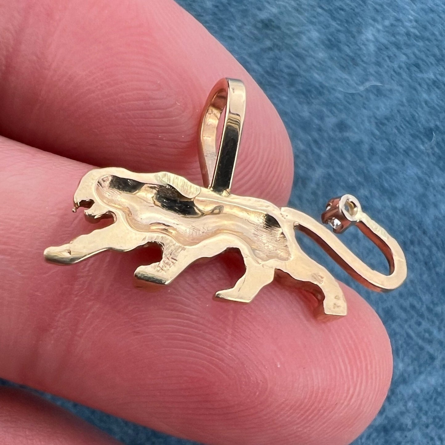 14k Gold Panther Leopard Tiger Pendant w Diamond Tail. 1"