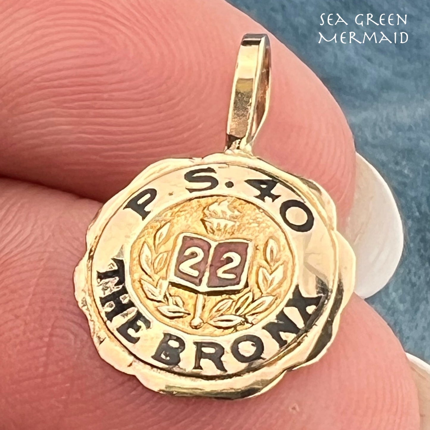 14k Gold Public School PS 40 "The Bronx" Insignia Pendant. Class of '22