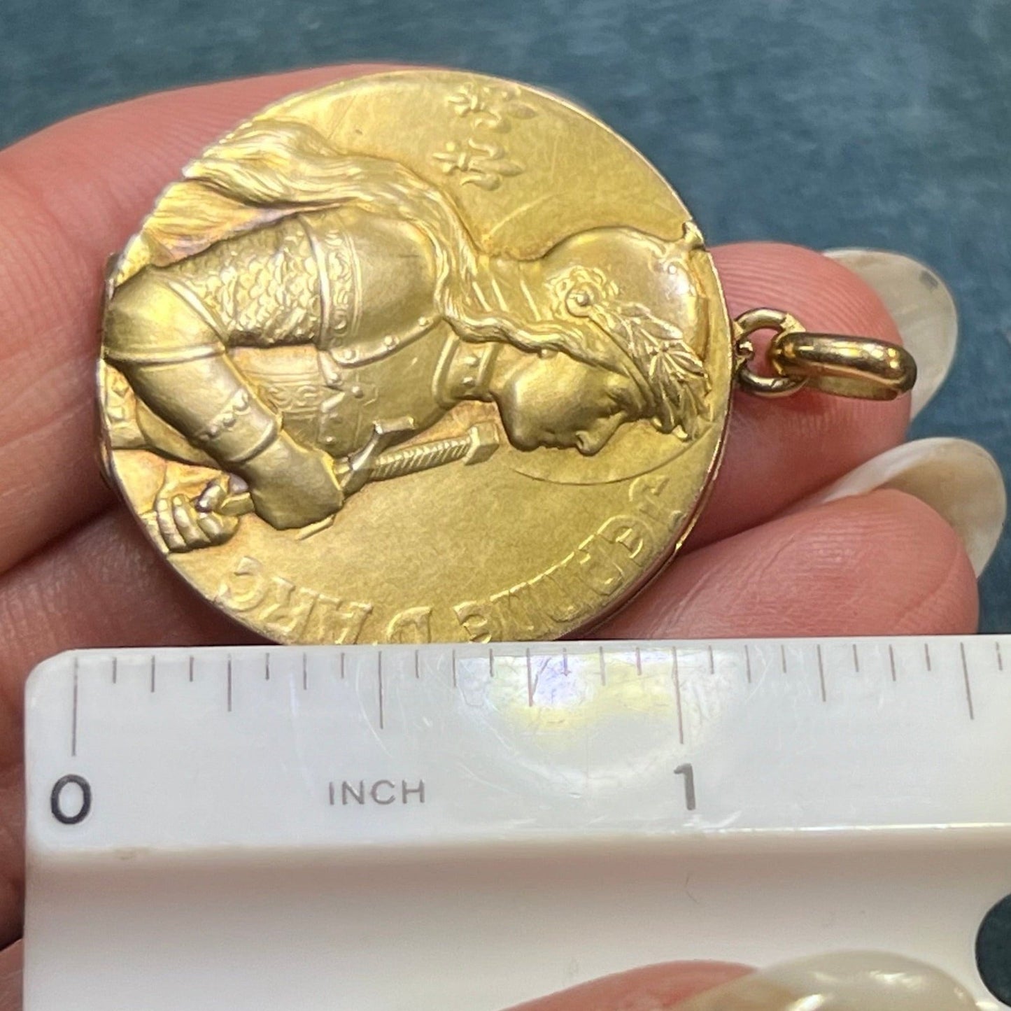 14k Gold Repousse JOAN OF ARC Locket Pendant. 1.4" + 7g *Video*