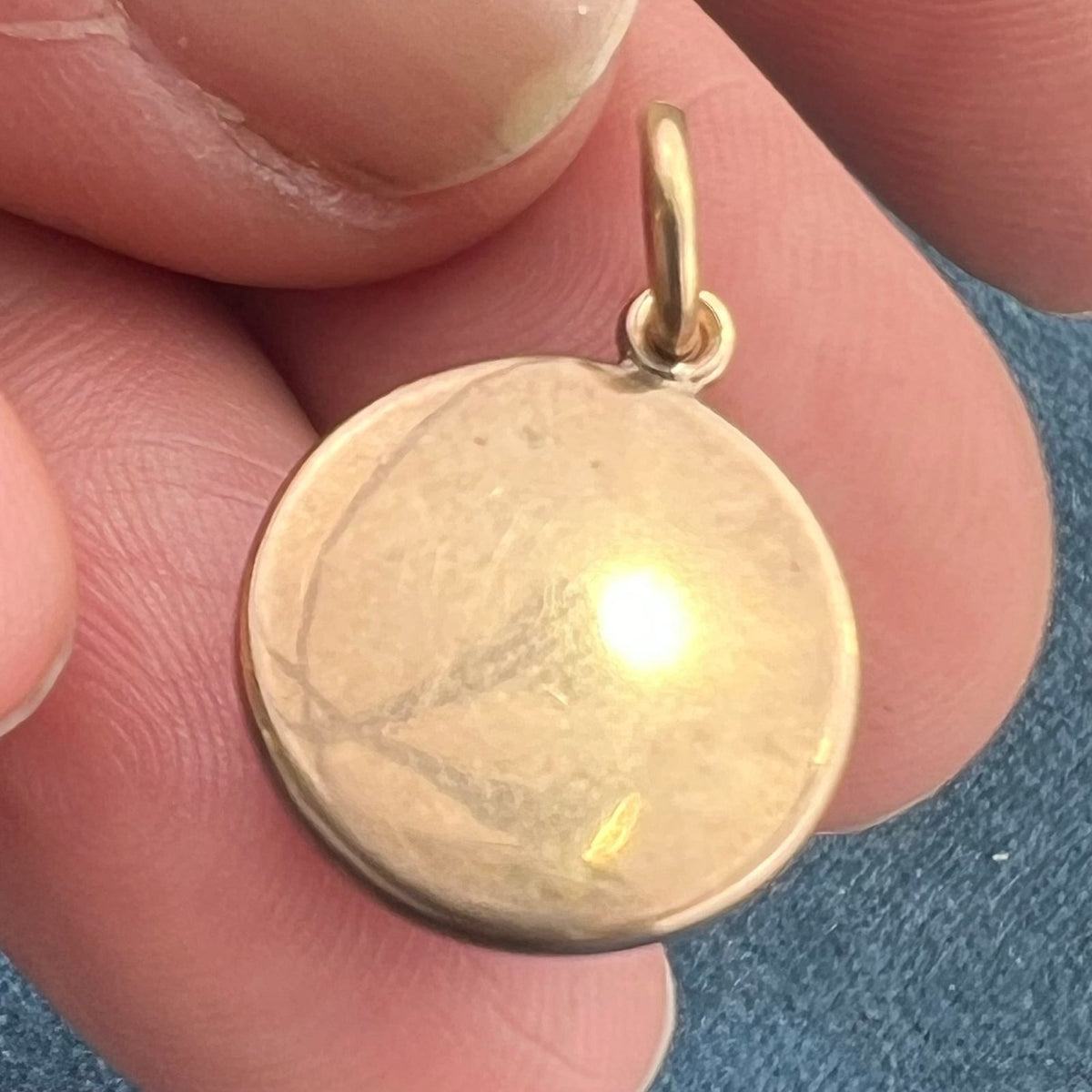14k Gold Reverse Painted Essex Crystal Scotty Dog BUBBLE Pendant