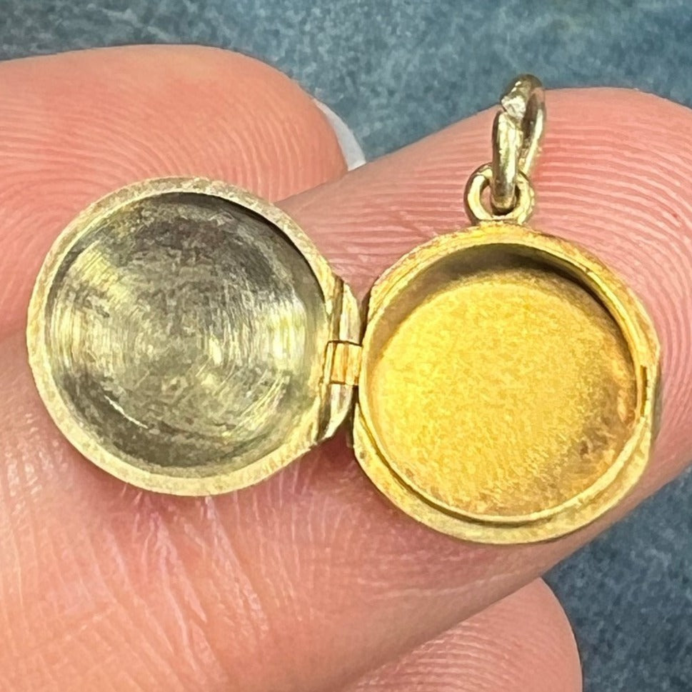 14k Gold Round Locket Pillbox Basket Pendant. Tiny Mementos!