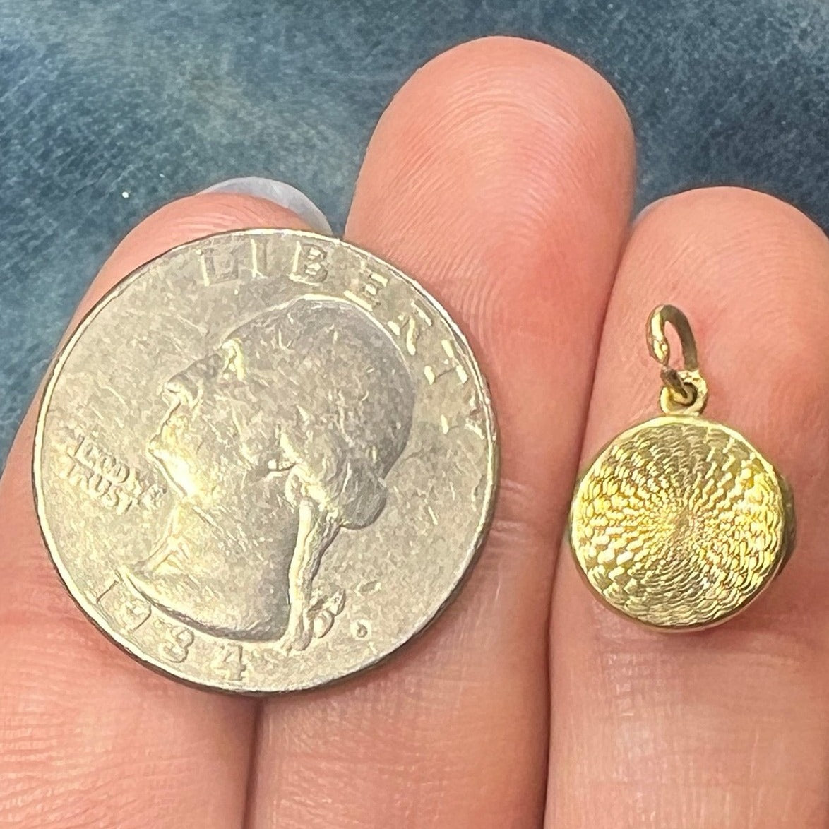 14k Gold Round Locket Pillbox Basket Pendant. Tiny Mementos!