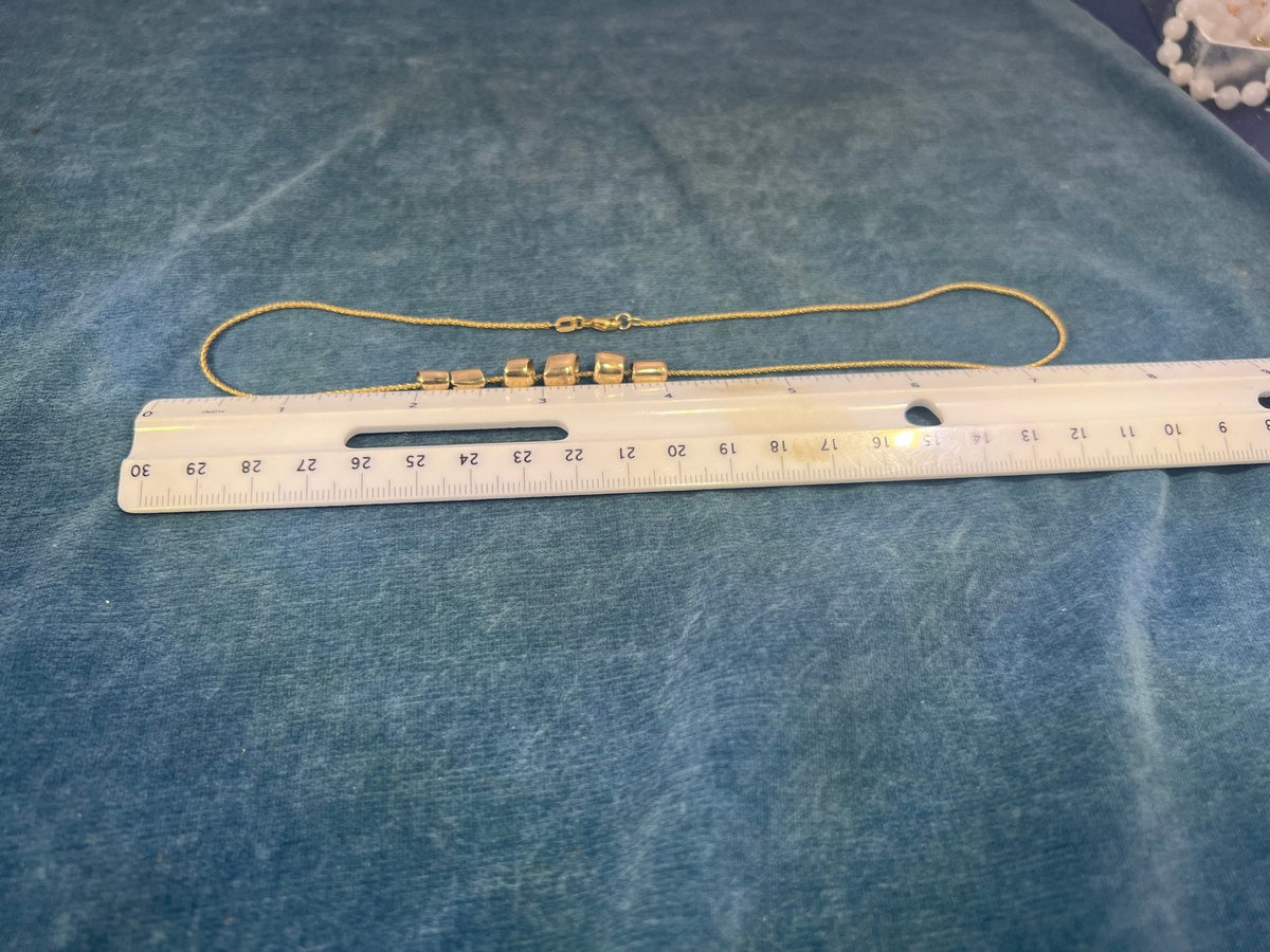 14k Gold Sculptural Barrel Beads on Round Chain Necklace. 11g