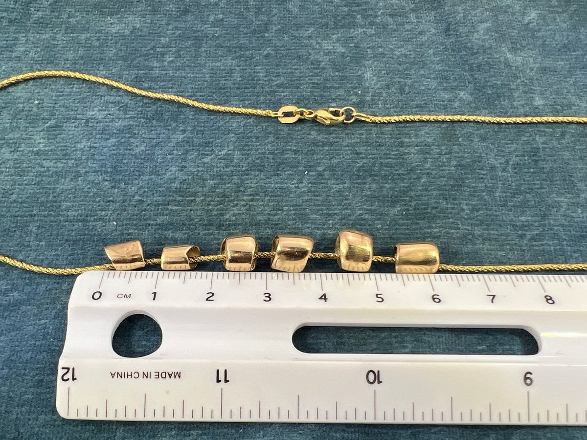 14k Gold Sculptural Barrel Beads on Round Chain Necklace. 11g