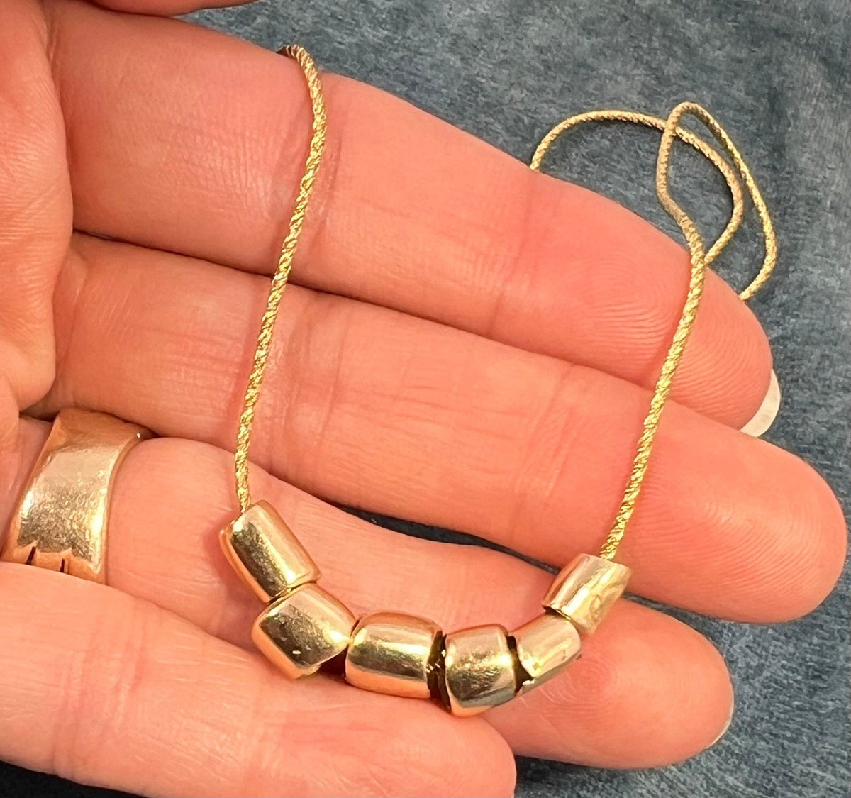 14k Gold Sculptural Barrel Beads on Round Chain Necklace. 11g