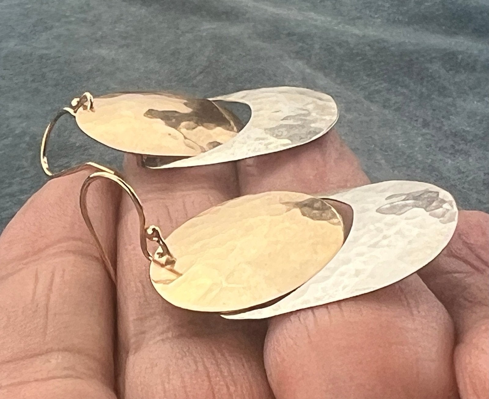 14k Gold + Silver James Avery Modernist Hammered Earrings. 1.5" + 5g Kinetic!