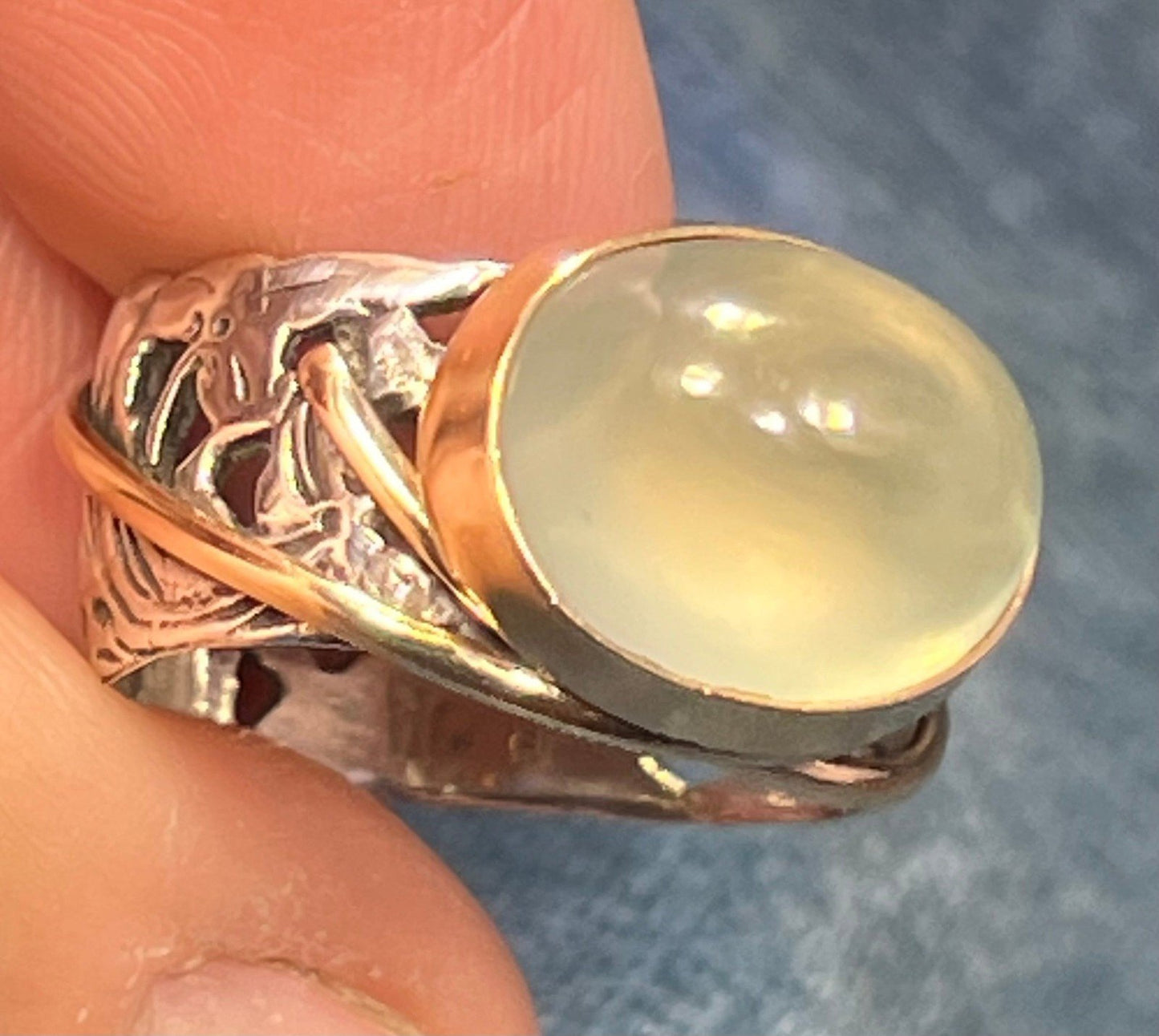 14k Gold & Silver Pale Green Prehnite Cabochon Ring. Wide Filigree Band