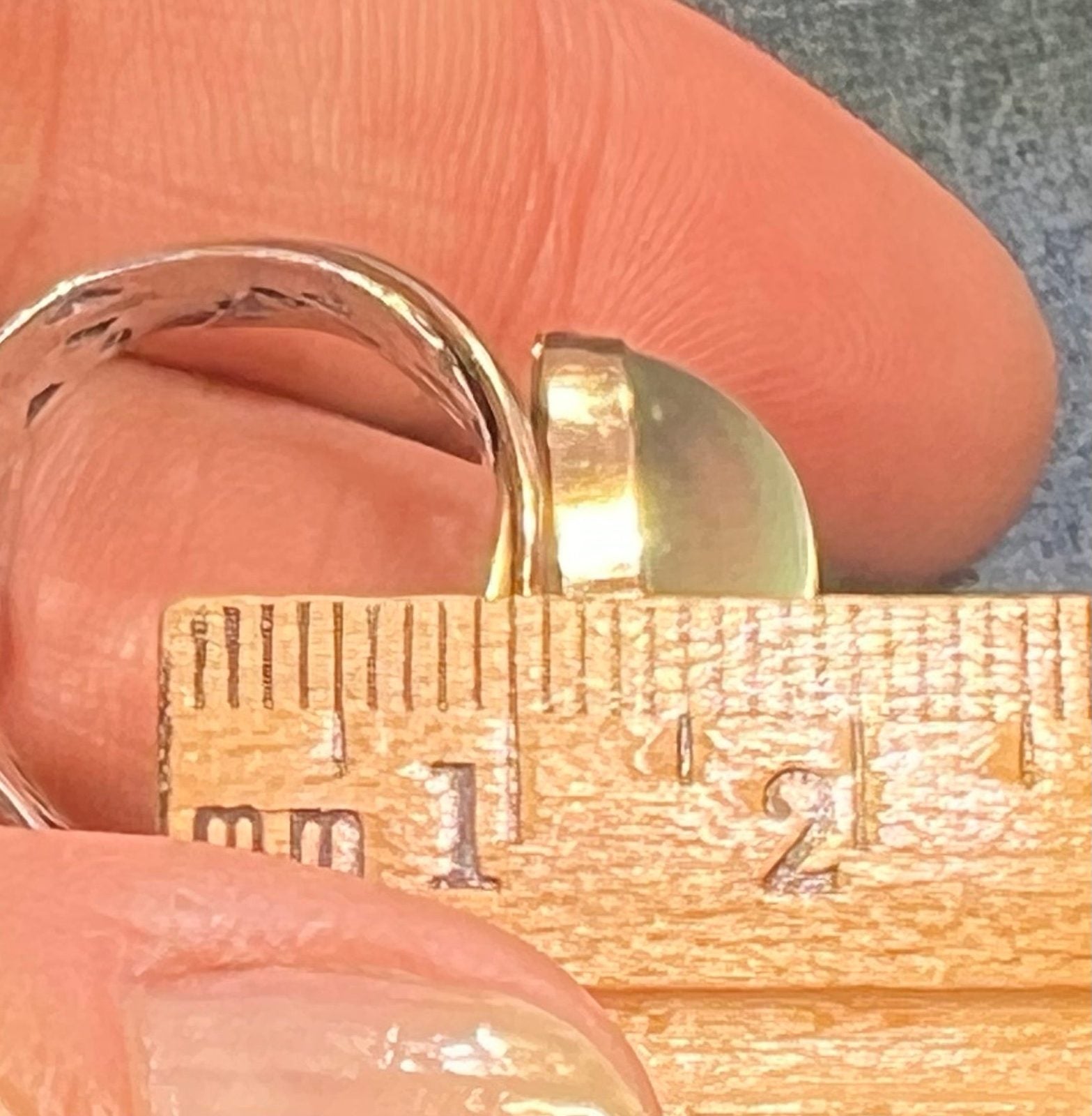 14k Gold & Silver Pale Green Prehnite Cabochon Ring. Wide Filigree Band